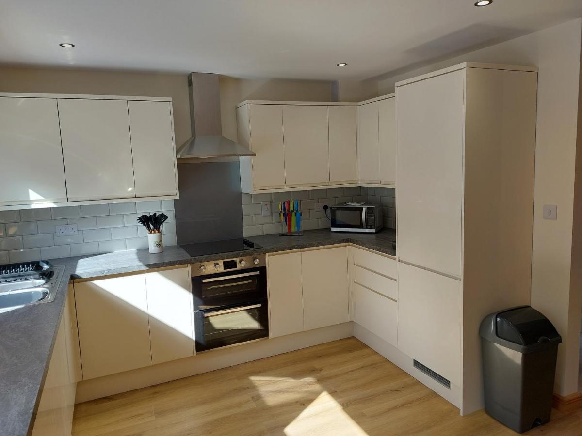 Two Bedroom Cottage - Country Lane -10 Min Walk To Perranporth Beach Exterior photo