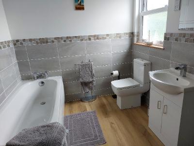 Two Bedroom Cottage - Country Lane -10 Min Walk To Perranporth Beach Exterior photo